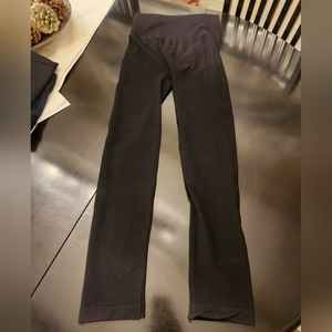 Merona L/XL black leggings